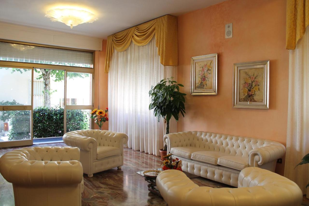 Hotel Marvin Sant'Albino Екстериор снимка